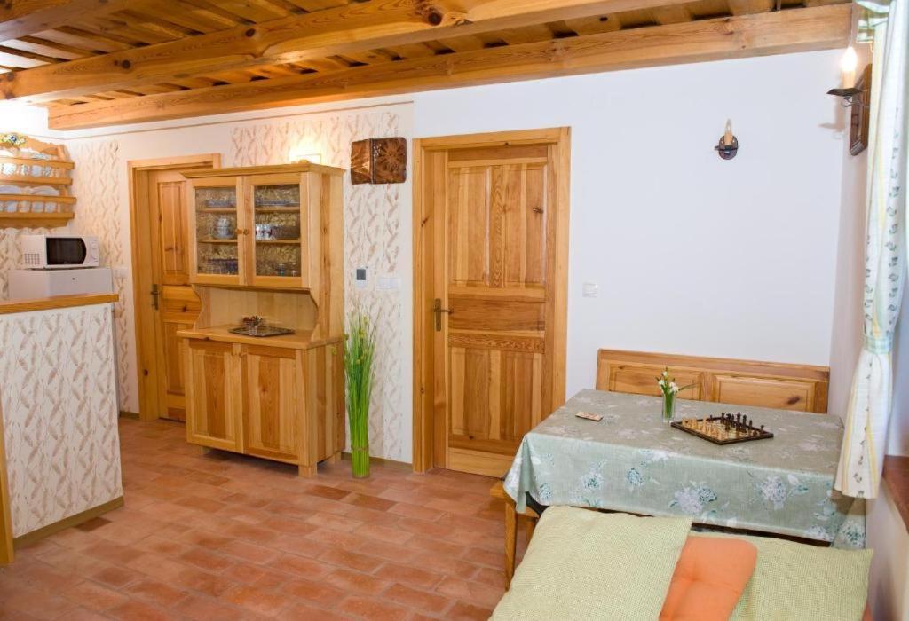 Apartamento Planinca -Hisa Z Razgledom Smarje pri Jelsah Exterior foto