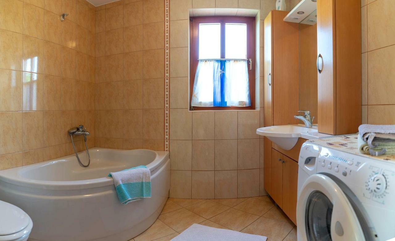 Apartamento Planinca -Hisa Z Razgledom Smarje pri Jelsah Exterior foto