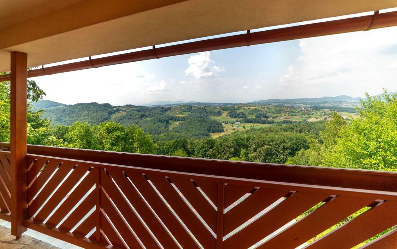 Apartamento Planinca -Hisa Z Razgledom Smarje pri Jelsah Exterior foto
